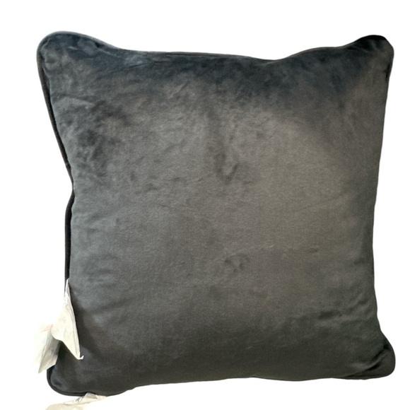 NWOT Disney Hocus Pocus Sanderson Witch Museum Halloween Throw Pillow - Picture 2 of 3